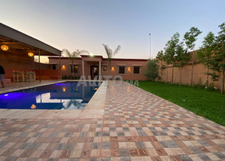 فيلا 6 غرف مع مسبح طريق تحناوت