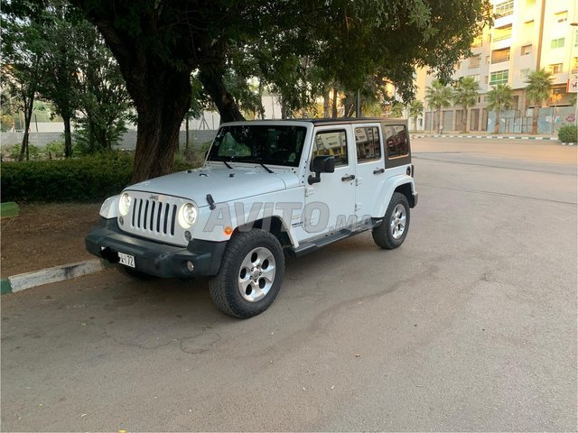 Jeep Wrangler Sahara 2016 kilométrage 176’000KM