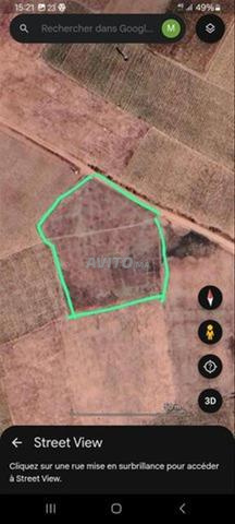 Terrain agricole équipé