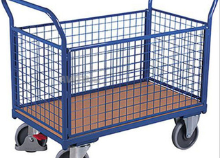 Chariot à cage