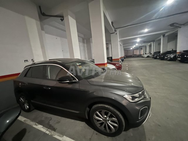 تي روك (المالك الأول) 08/2022