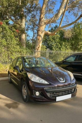 Peugeot 207 Diesel Manuelle 2012 à Rabat