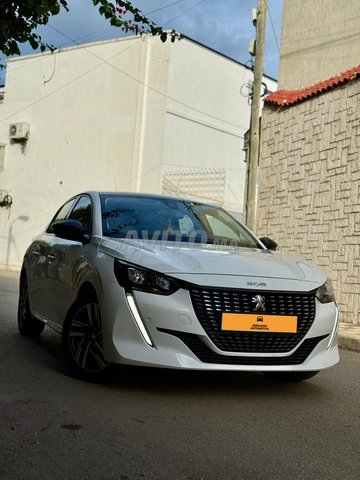 Peugeot 208 Automatique 40k KM - DERKAOUI AUTO