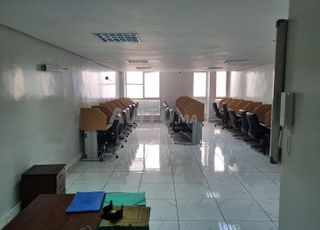 Centre d'Appel Equipé En Location au Centre Ville