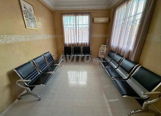 مقعد طويل قوي ومريح - مثالي