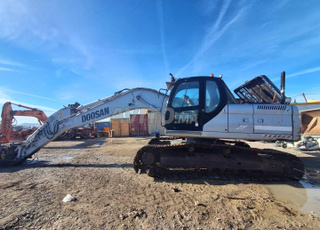 poclain dx 225 dossan 2007 diwana 2025 bon prix