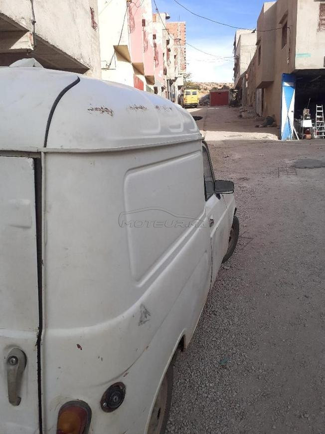 Renault R4 Essence Manuelle 1989 à Imouzzer-Kendar