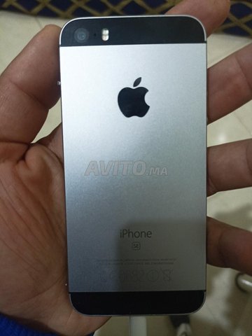 iphone SE 1ST GENERATION