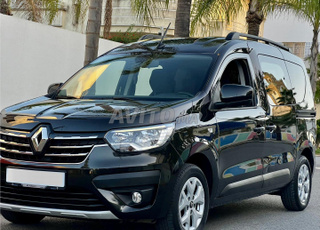 رونو إكسبريس 2022 { 69 km }