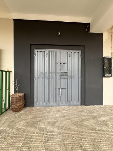 Magasin vide à louer