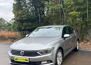 Passat b8 Manuelle 2016 dédouanée 2018 à Salé