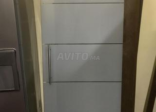 باب زجاج مصنفر