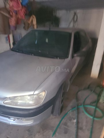 Peugeot 306 modèle 2000