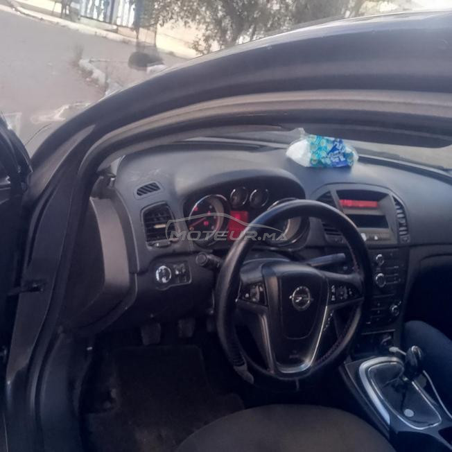 Opel Insignia Diesel Manuelle 2010 à Tanger