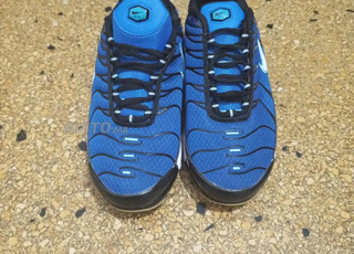 حذاء نايك (كوبرا) حالة جديد مقاس 42