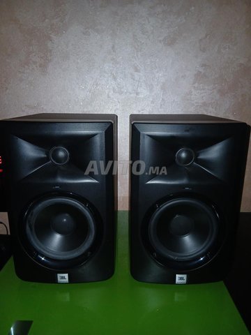 JBL Speakers Linear Spatial Reference 3 Series