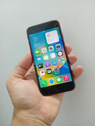 ايفون 8 عادي