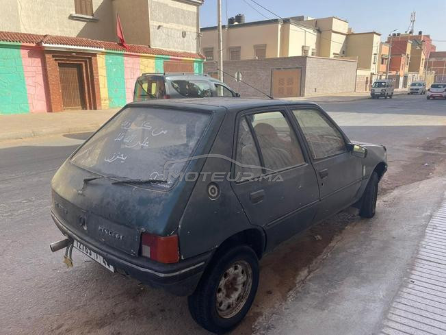 سيارة للبيع 