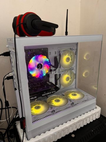 Ryzen 5 5600 512SSD 32G f ram GTX 1065 4gb جديد