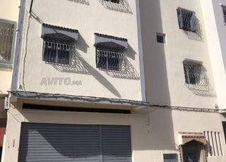 Belle maison dans un endroit chic