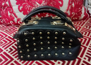 حقيبة ديال اليد