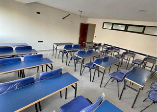 طاولة مدرسية حسب السن والمستوى الدراسي GH VLFRR