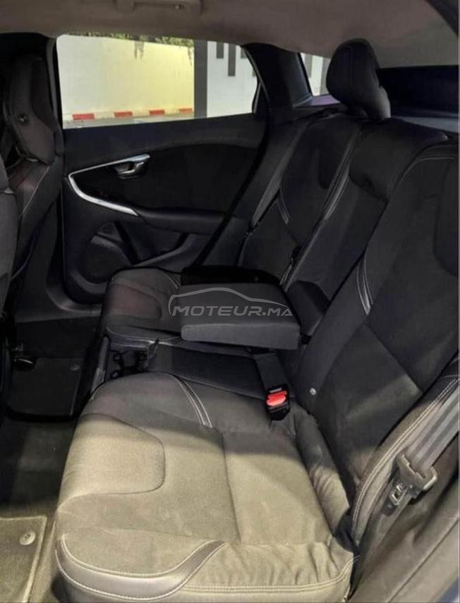 Volvo V40 Diesel Manuelle 2015 à Tanger