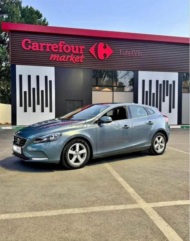 Volvo V40 Diesel Manuelle 2015 à Tanger
