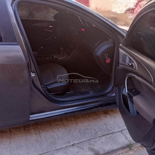 Opel Insignia Diesel Manuelle 2010 à Tanger