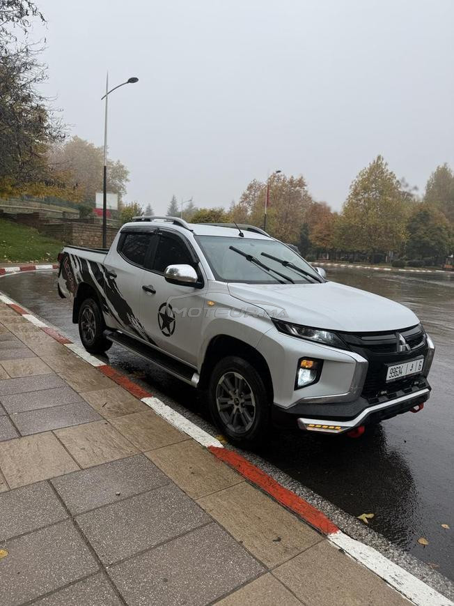 mitsubishi l200 triton 2021 toute options