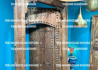 باب خارجي رياض خشب منحوت تقليدي