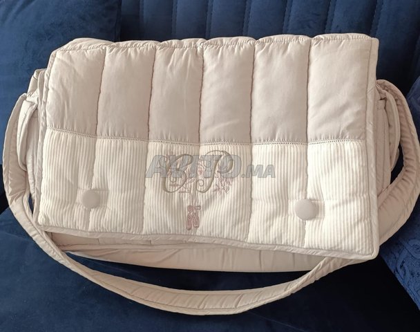 طقم مهاد، حقيبة، عش للرضيع