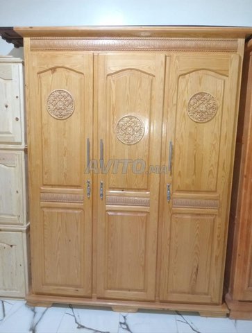 Mario 3 portes fait par un menuisier, bois solide