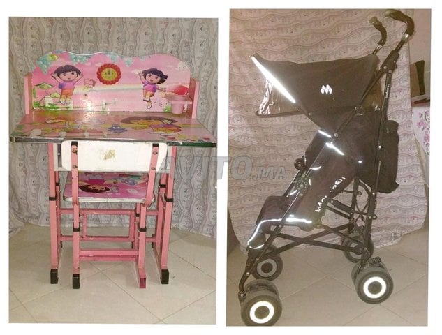 عربة أطفال ومكتب
