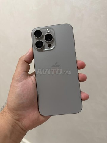 iphone 15 pro max 256 go 82 etat de batterie