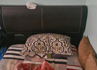 سرير بدون فراش