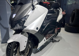 Yamaha T-Max 530