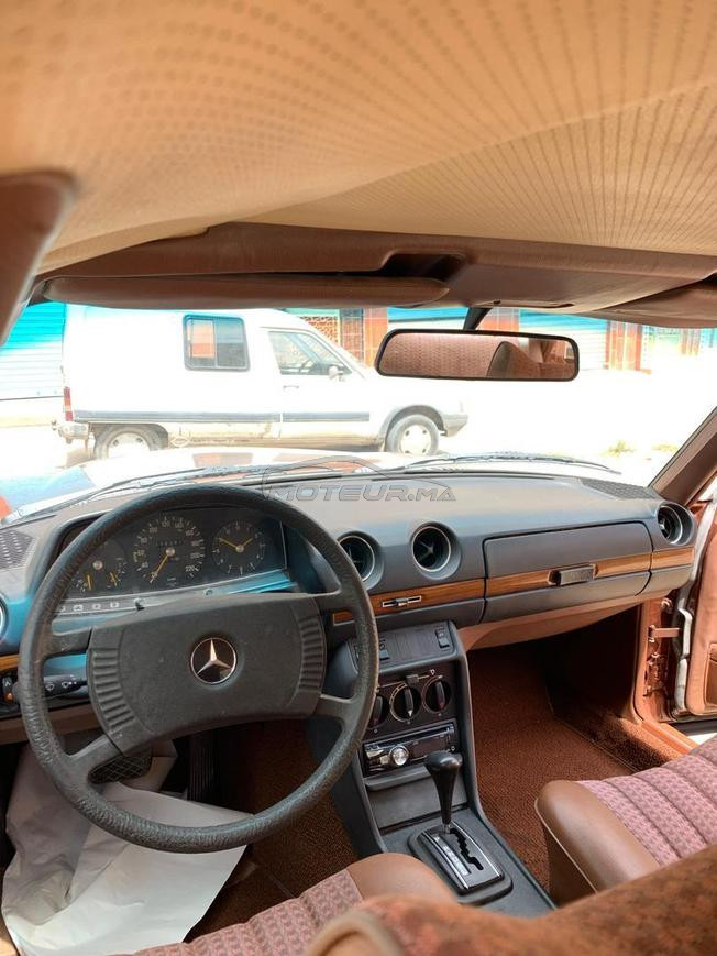 MERCEDES 280 W123 1979
