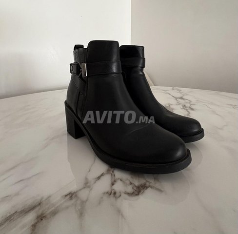 أحذية بكعب سميك