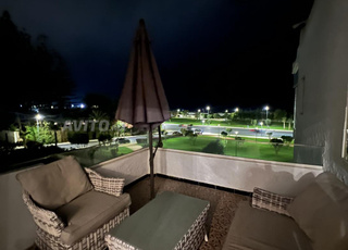 Agréable appartement vue sur piscine et sur mer