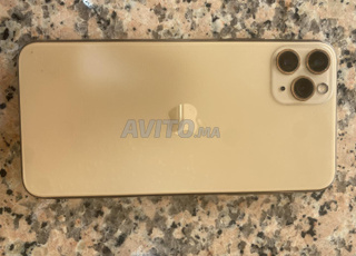 iphone 11 pro max gold