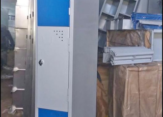 Casier pour vestiaire en métallique PORTES