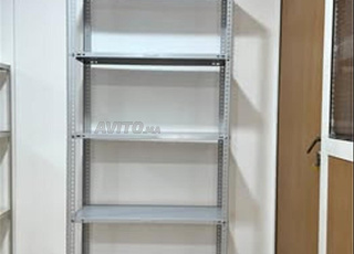 Rayonnage Métallique – Stockage Robuste