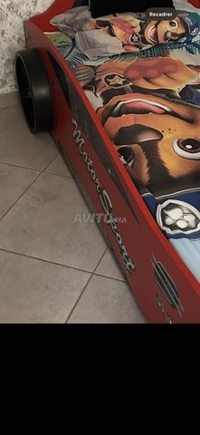 سرير سيارة (Kitea) مع. فراش