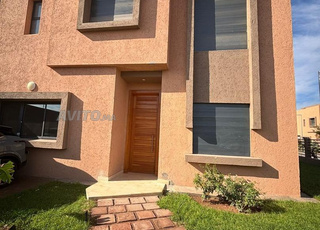 TARGA – neuve et vide