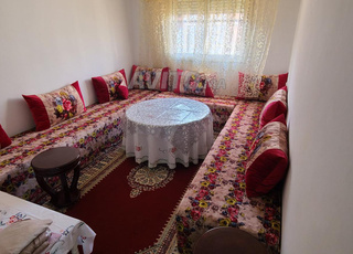 Deux salons à vendre