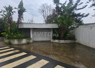 Ancienne villa à rénover située à Souissi