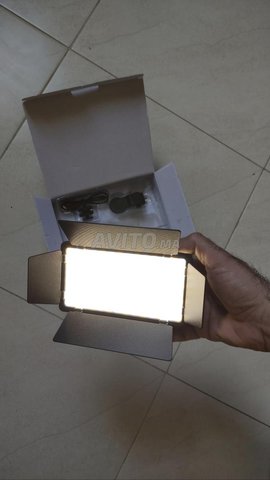 لوحة إضاءة ليد للصور والفيديو 10 واط