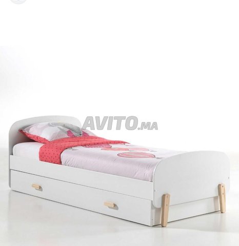 صالون طاولة أكل سرير