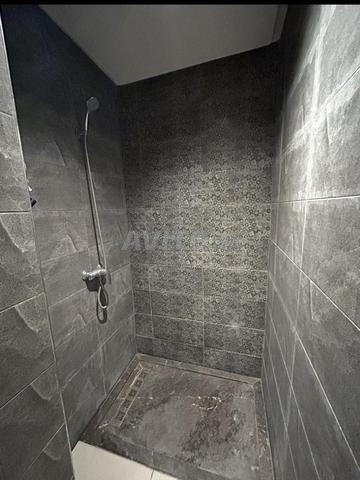 Duplex en plein centre Av Med V